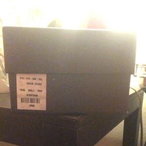 Gucci female sandals